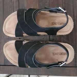 Mukluks womens sandals